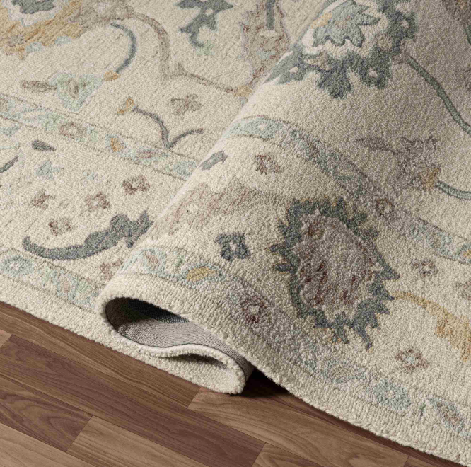 Pallor Rug, 7'9"x9'9"