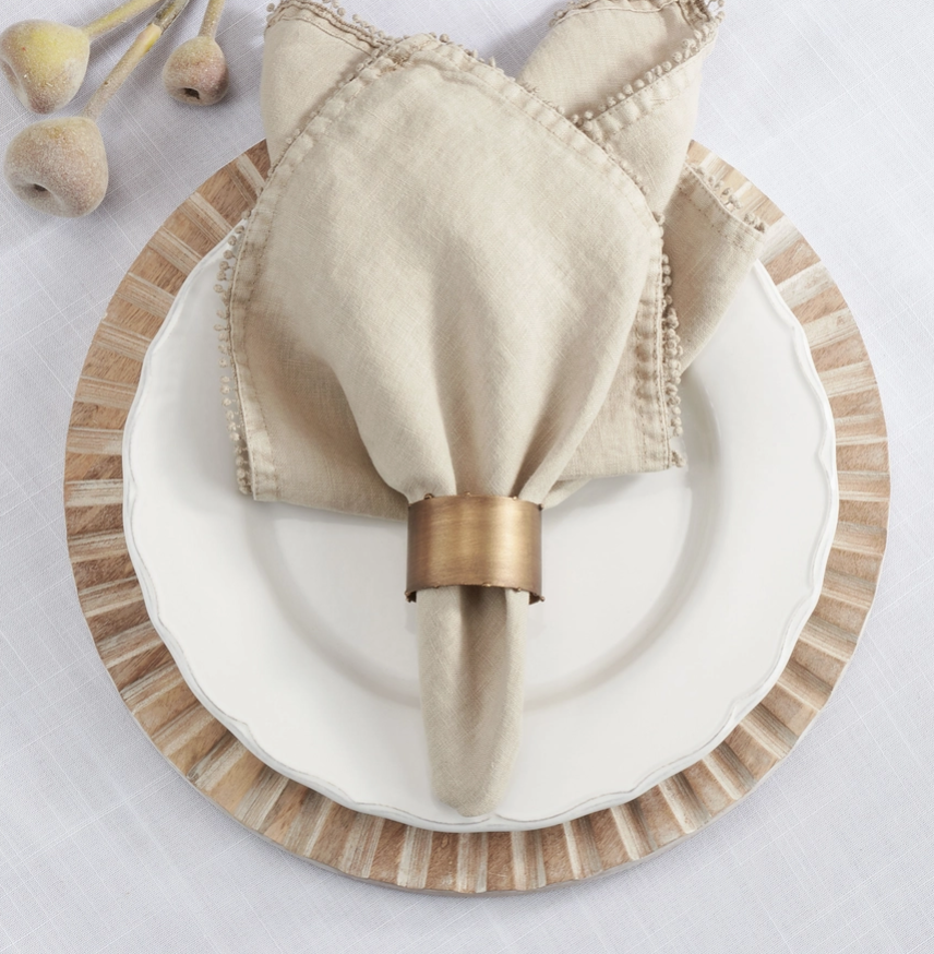 Gold Dot Rim Napkin Ring Set