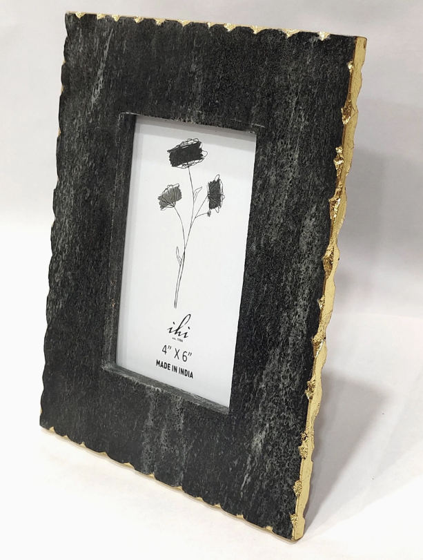 Black Marble Frame