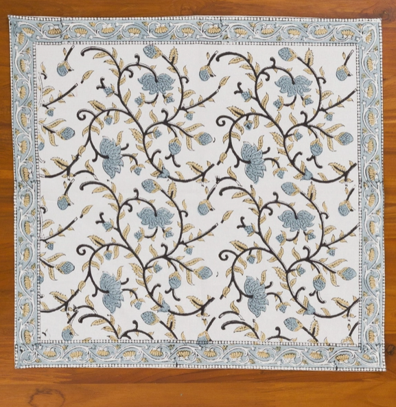Silver Floral Napkin Set